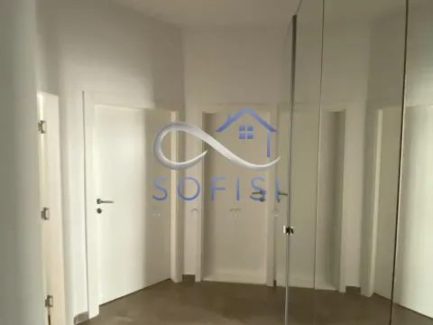 Izdavanje, trosoban stan, 58m², Centar, Novi Sad - image 16