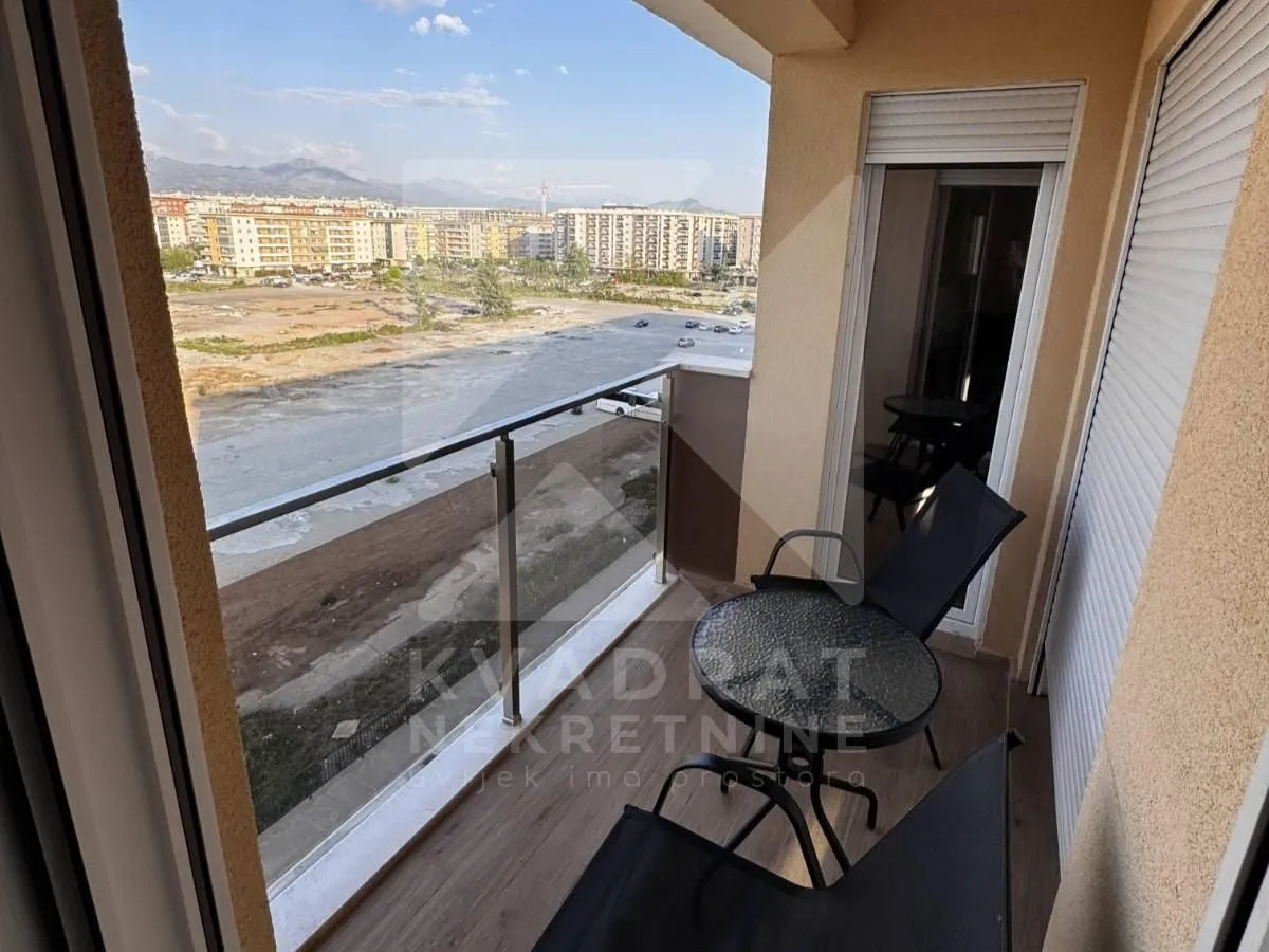 Prodaja, dvosoban stan, 72m², New City, Podgorica