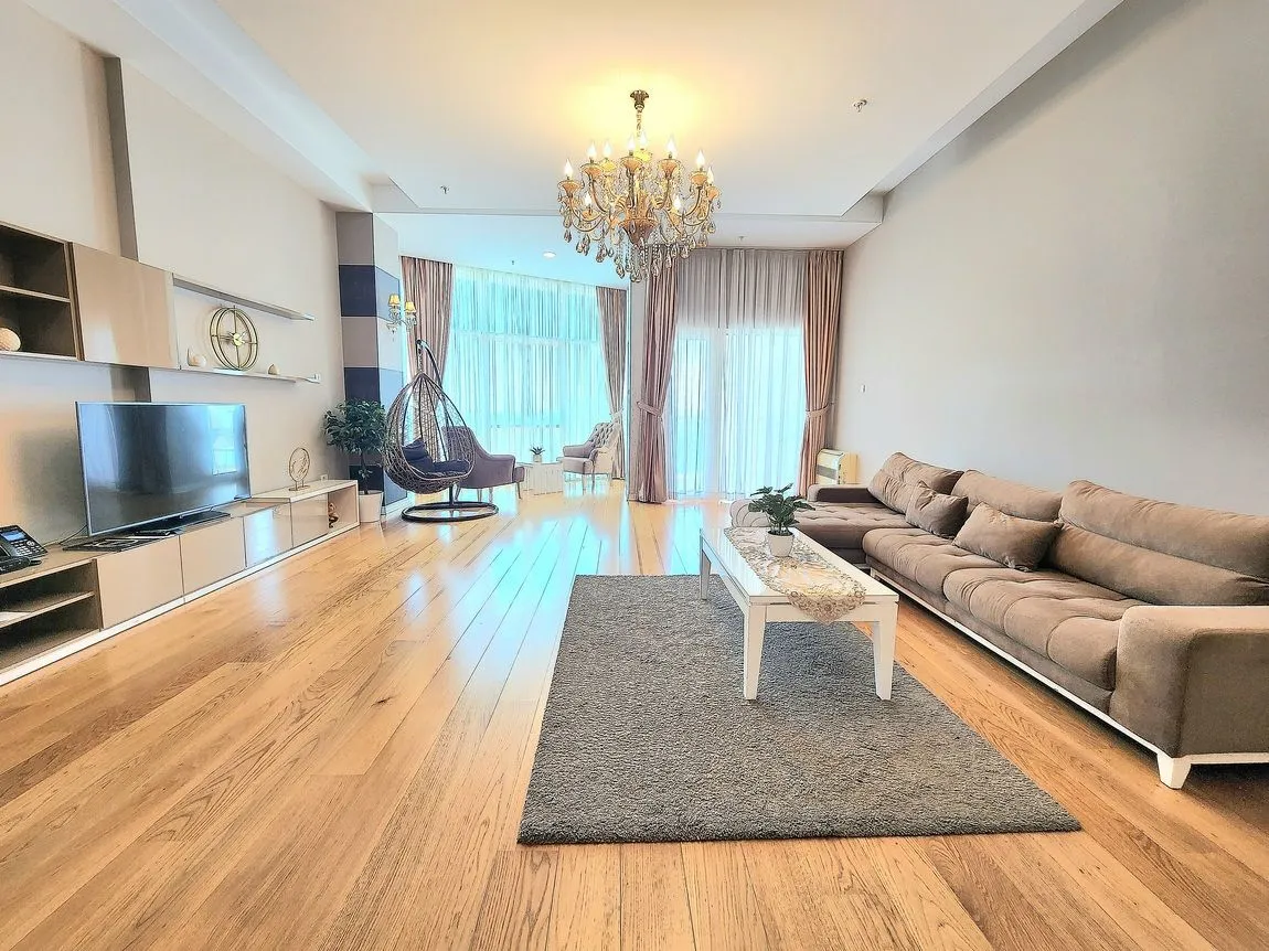 Sale, three bedroom apartment, 178m², Centar, Budva