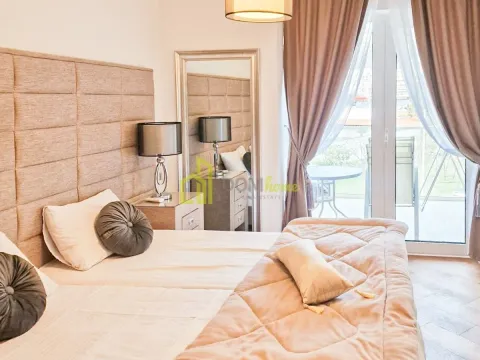 Rent, one bedroom apartment, 64m², Tre Canne, Budva - image 8