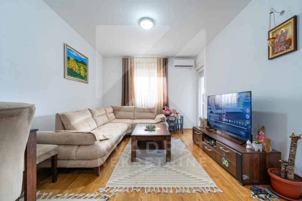 Prodaja, jednosoban stan, 45m², Stari Aerodrom, Podgorica