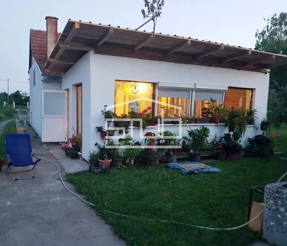 Prodaja, kuća, 130m², Stari Tamiš, Pančevo
