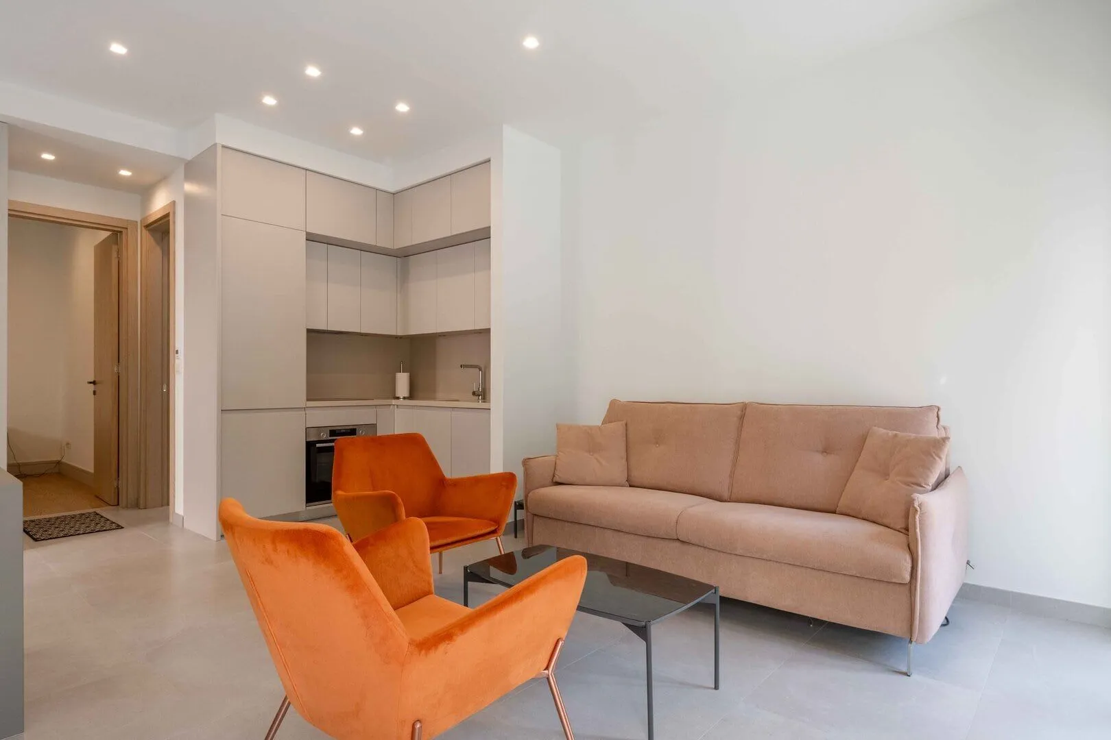Prodaja, kuća, 204m², Podkošljun, Budva
