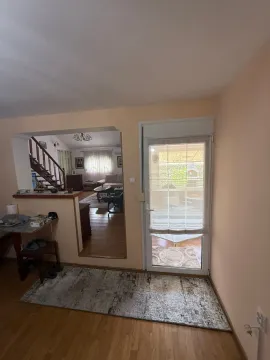 Izdavanje, kuća, 100m², Zeta, Podgorica - image 4