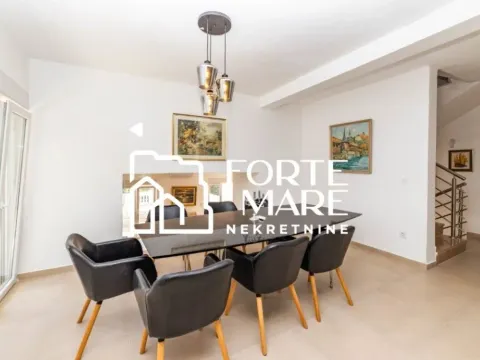 Sale, house, 294m², Herceg Novi, Crna Gora - image 12