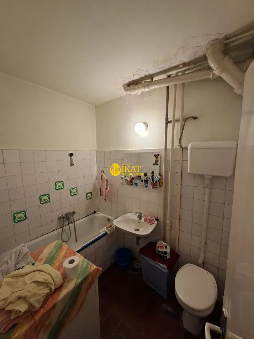 Prodaja, trosoban stan, 75m², Palilula Sve Podlokacije, Beograd