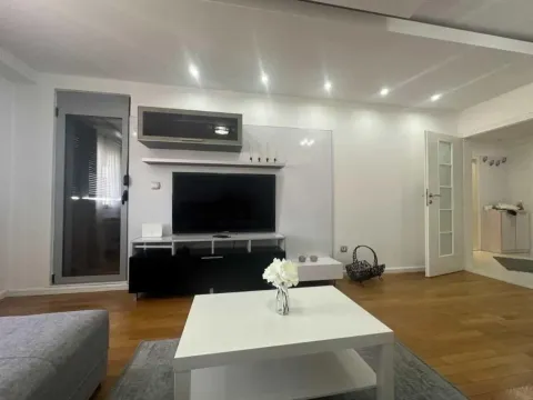 Sale, one bedroom apartment, 51m², Stari Aerodrom, Podgorica - image 1