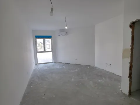 Sale, studio apartment, 30m², Zabjelo, Podgorica - image 2
