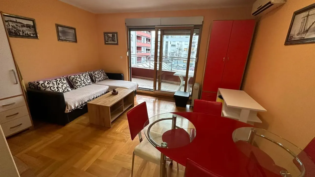 Izdavanje, stan, 52m², Preko Morače, Podgorica