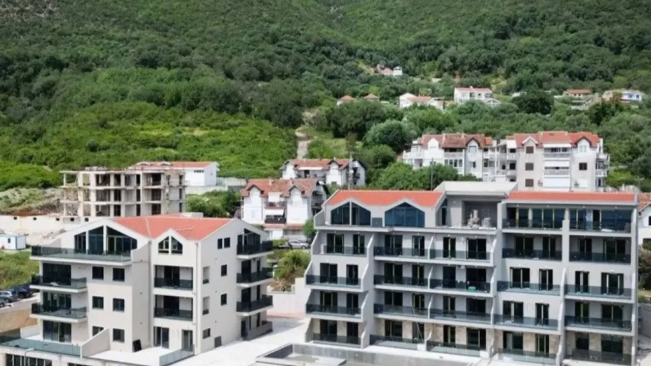 Sale, one bedroom apartment, 50m², Baošići, Herceg Novi