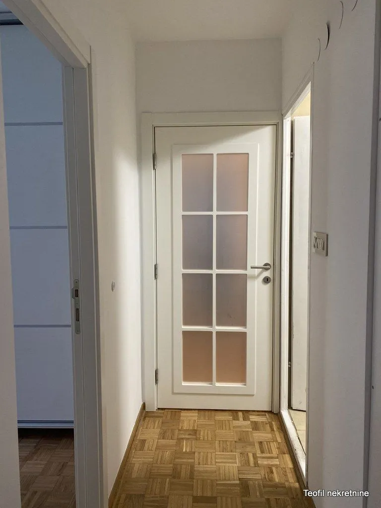 Izdavanje, četvorosoban stan, 87m², Bezanijska Kosa 2, Bežanijska Kosa Sve Podlokacije
