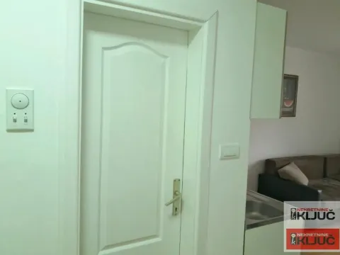 Izdavanje, garsonjera, 27m², Salajka, Novi Sad Sve Podlokacije - image 5