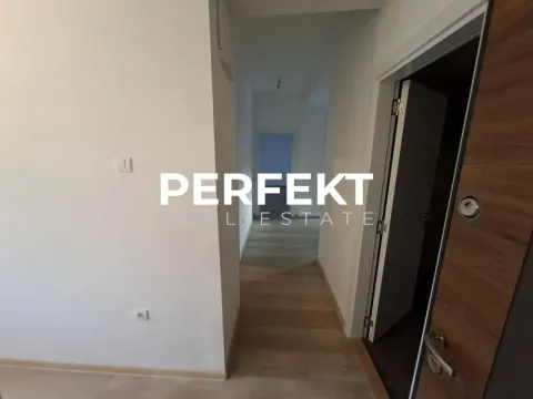 Prodaja, trosoban stan, 97m², Centar, Pančevo - image 6