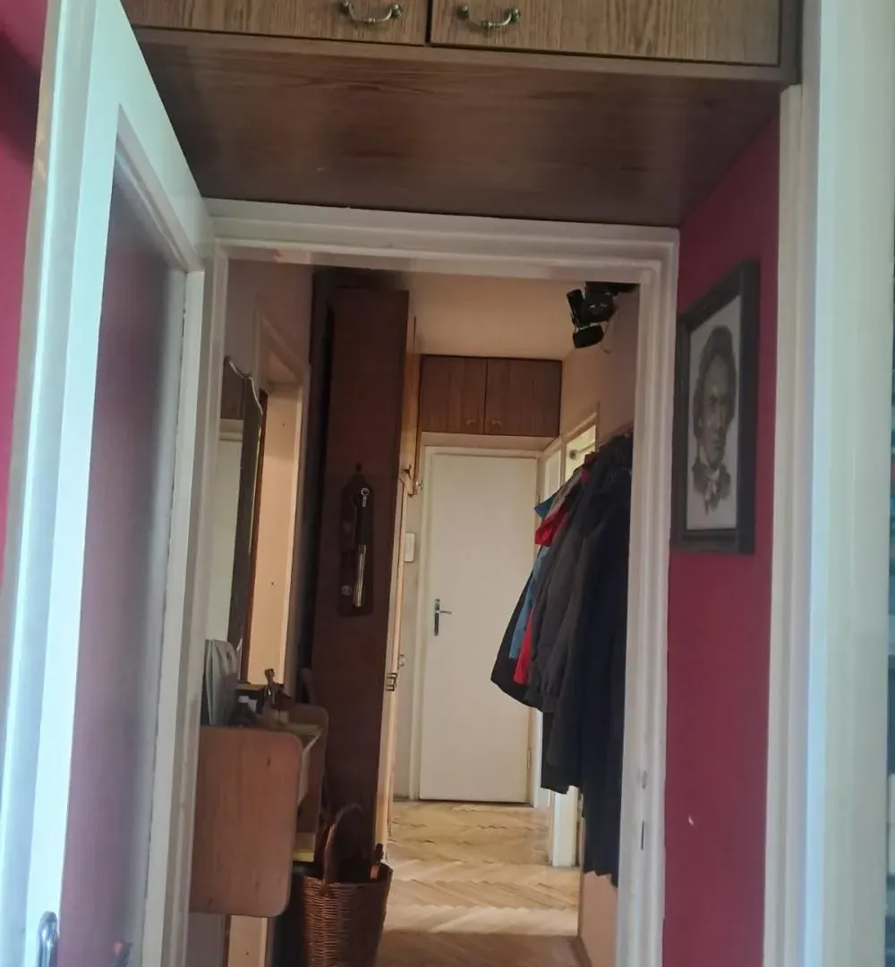 Prodaja, trosoban stan, 68m², Novi Beograd Blok 1 Fontana, Novi Beograd Sve Podlokacije