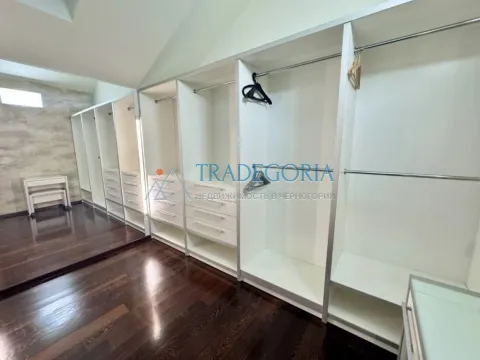 Prodaja, dvosoban stan, 129m², Dobrota, Kotor - image 5