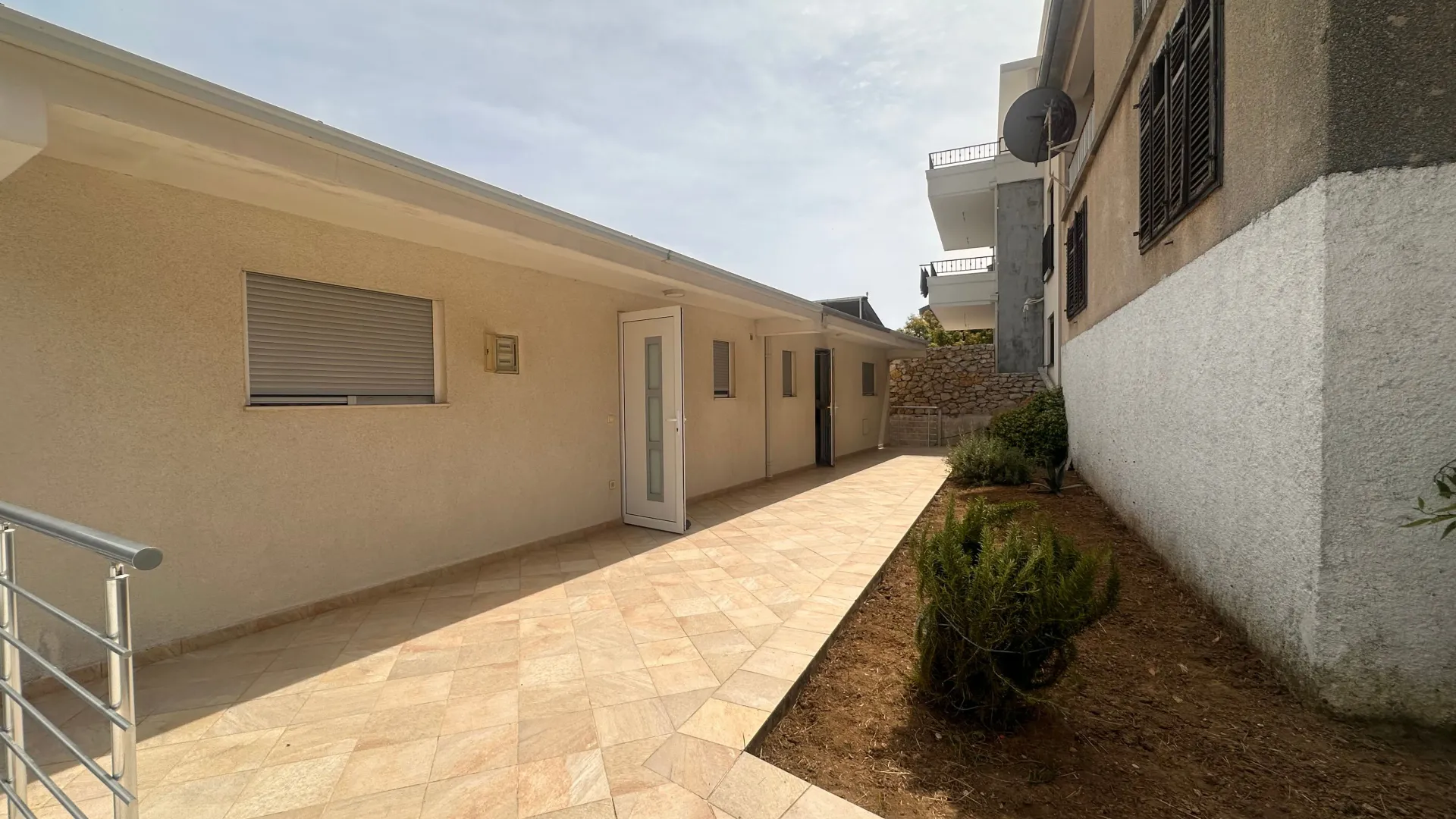 Prodaja, kuća, 180m², Centar, Ulcinj