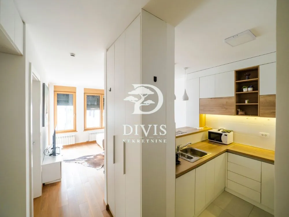 Prodaja, dvosoban stan, 41m², Novi Beograd Blok 65, Novi Beograd Sve Podlokacije