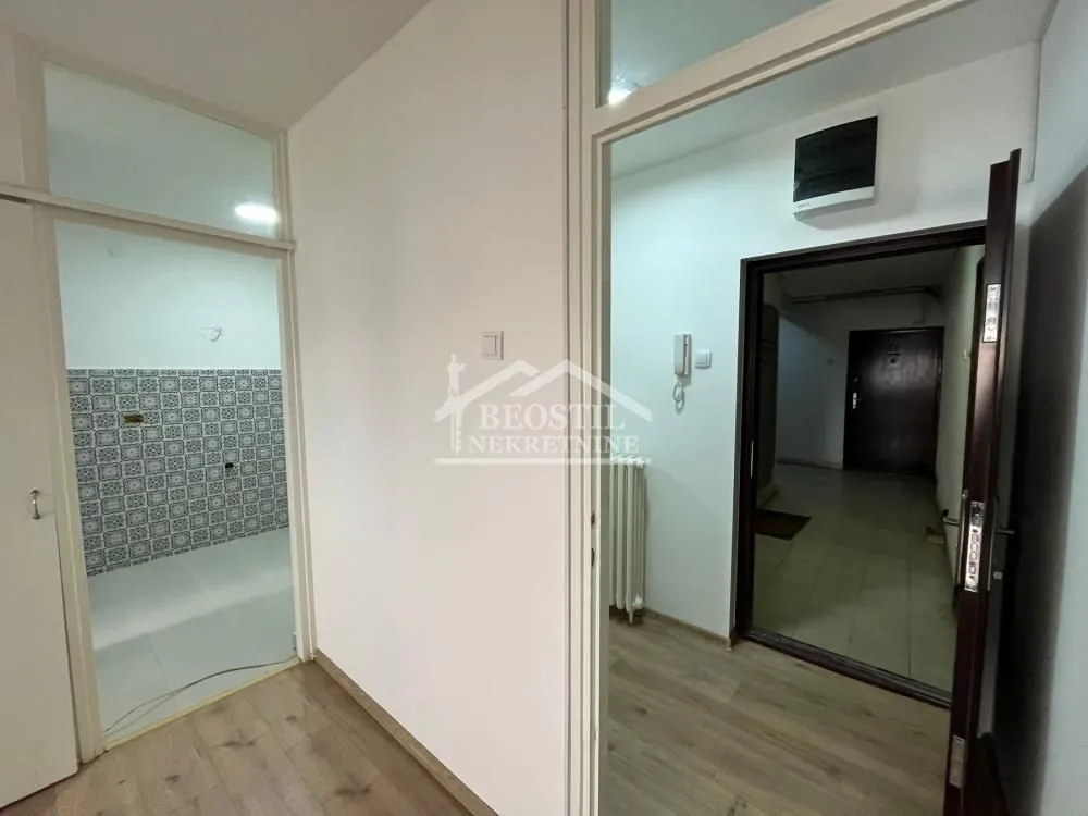 Prodaja, dvosoban stan, 56m², Papazovac, Smederevo