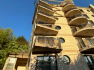 Sale, studio apartment, 23m², Bečići, Budva - image 2