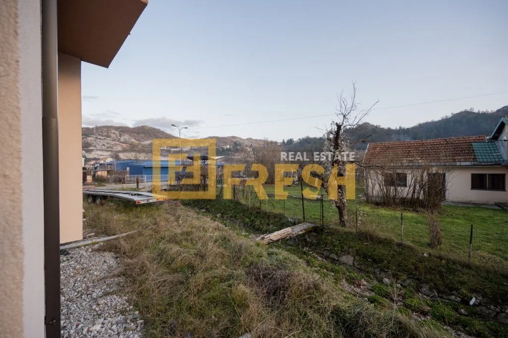 Rent, office space, 260m², Cetinje, Crna Gora