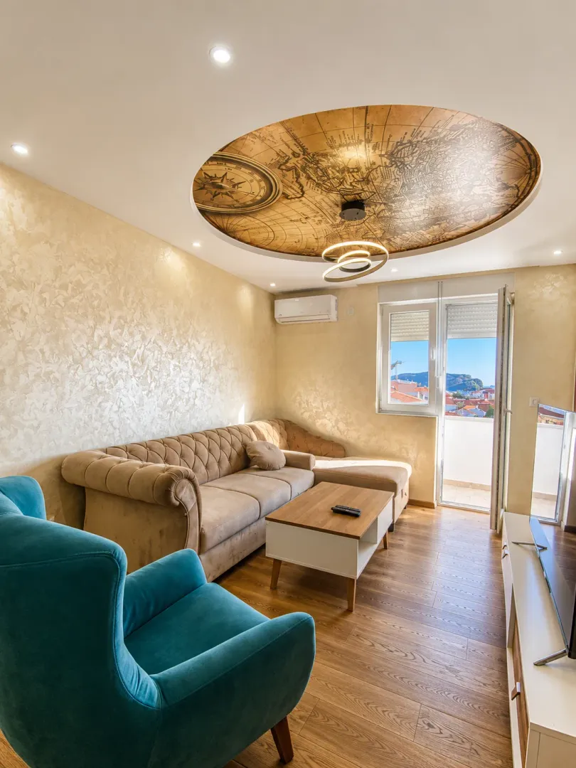 Rent, one bedroom apartment, 50m², Podkošljun, Budva