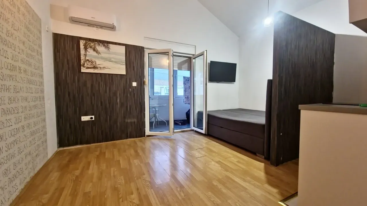 Rent, studio apartment, 30m², Budva, Crna Gora