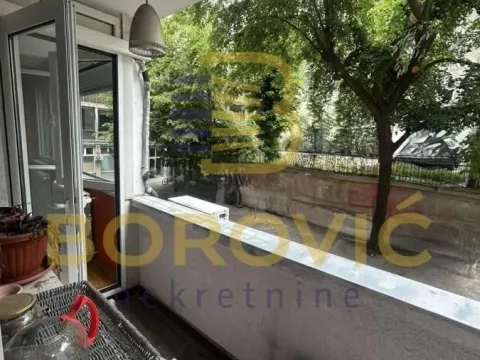 Sale, two bedroom apartment, 60m², Stari Grad, Beograd - image 16