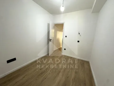 Rent, two bedroom apartment, 50m², Dubovica, Budva - image 11