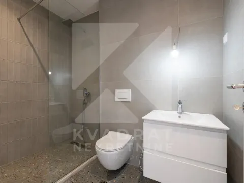 Sale, three bedroom apartment, 208m², Zabjelo, Podgorica - image 13
