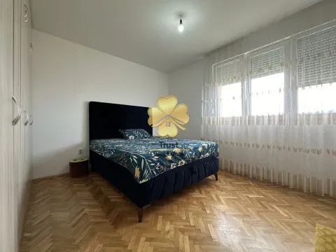 Izdavanje, dvosoban stan, 80m², Tuški Put, Podgorica - image 12