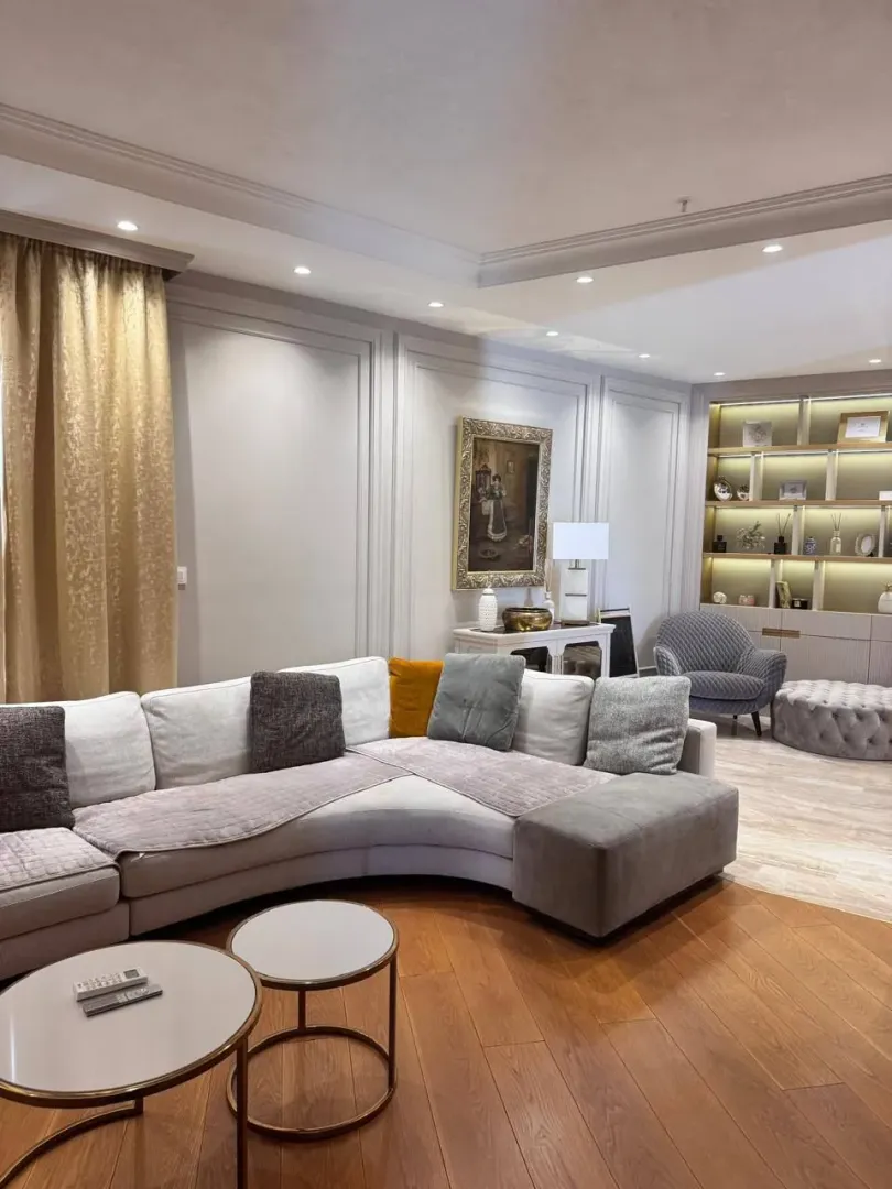 Rent, two bedroom apartment, 135m², Tre Canne, Budva