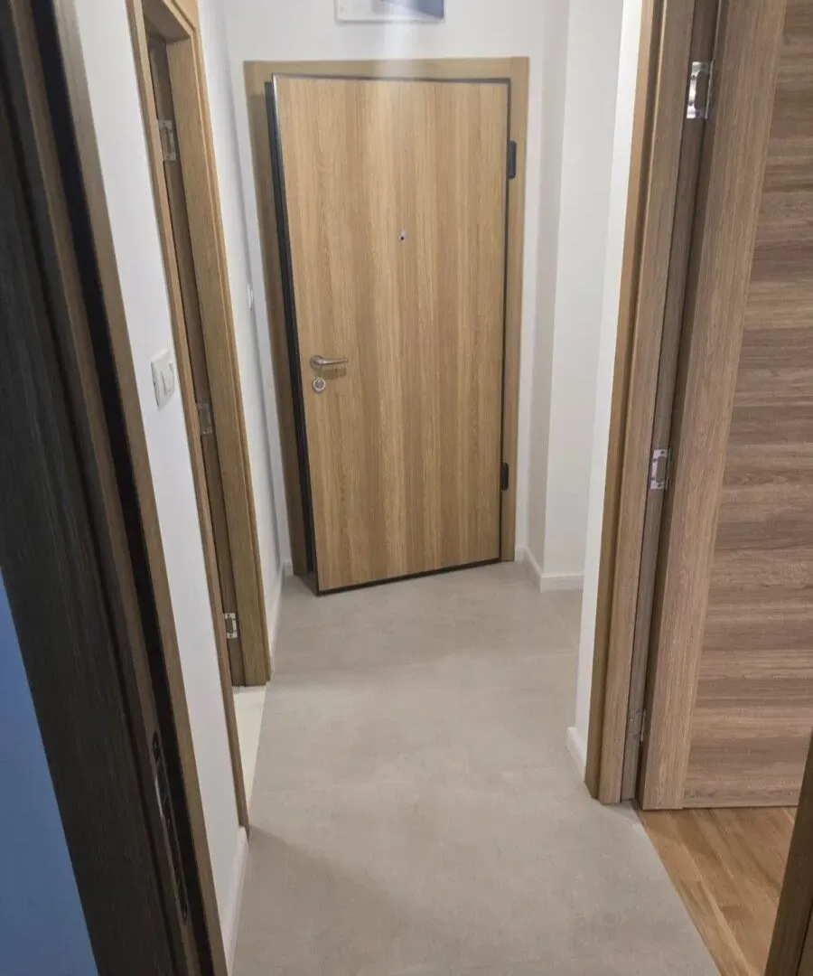 Izdavanje, jednosoban stan, 40m², Tološi, Podgorica