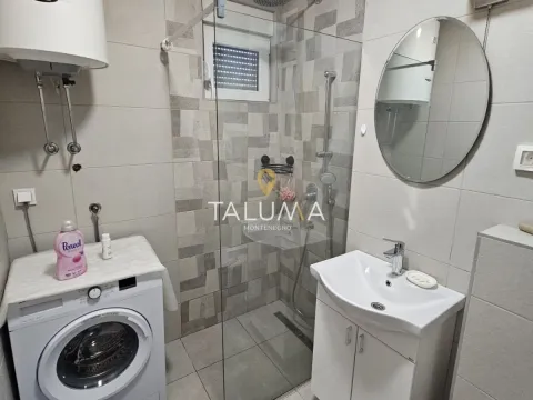 Izdavanje, dvosoban stan, 68m², Pobrežje, Podgorica - image 7