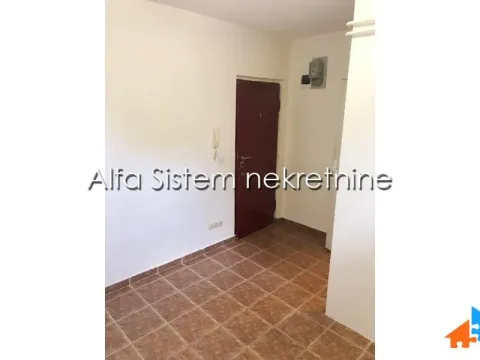 Rent, three bedroom apartment, 110m², Savski Venac, Beograd - image 20