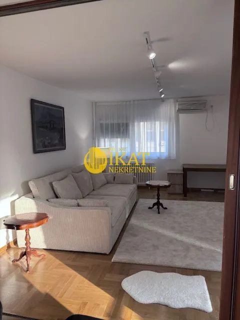 Rent, three bedroom apartment, 88m², Tašmajdan, Palilula Sve Podlokacije