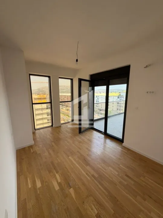 Rent, three bedroom apartment, 112m², Stari Aerodrom, Podgorica