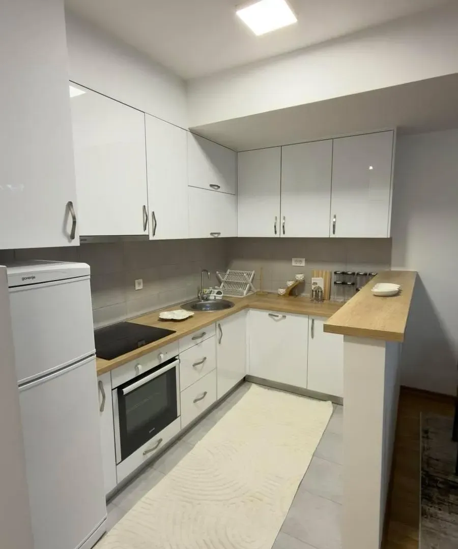 Izdavanje, jednosoban stan, 45m², Ljubović, Podgorica