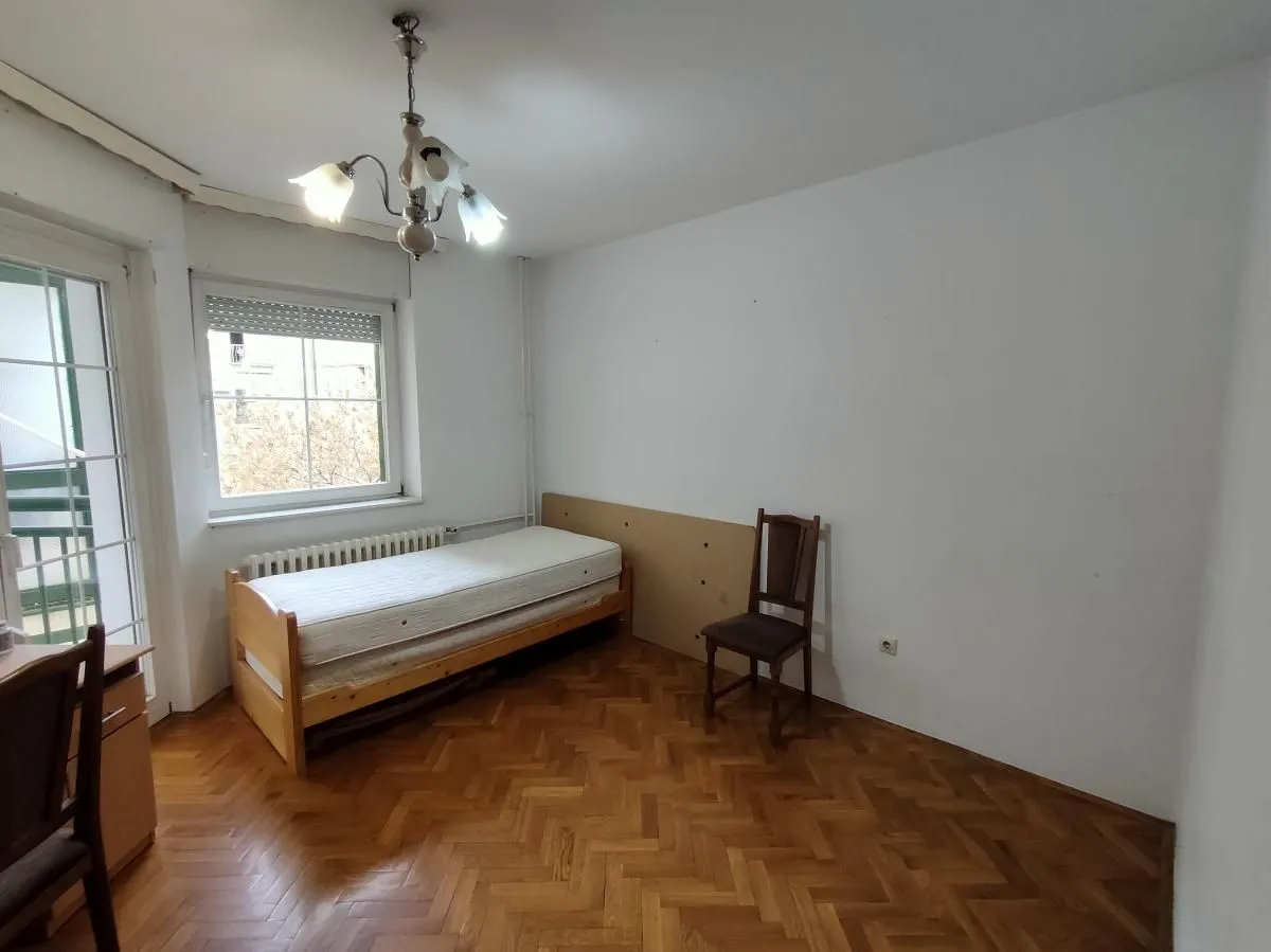 Prodaja, trosoban stan, 103m², Centar, Novi Sad