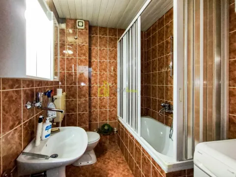 Izdavanje, poslovni prostor, 33m², Centar, Podgorica - image 7