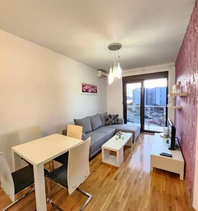 Sale, one bedroom apartment, 42m², Bečići, Budva