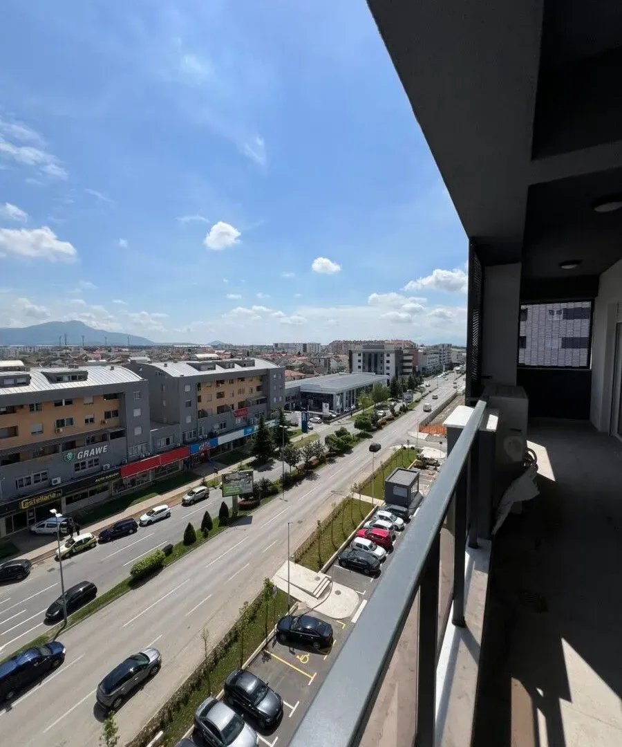 Prodaja, trosoban stan, 104m², Stari Aerodrom, Podgorica