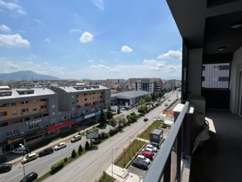 Prodaja, trosoban stan, 104m², Stari Aerodrom, Podgorica - image 4