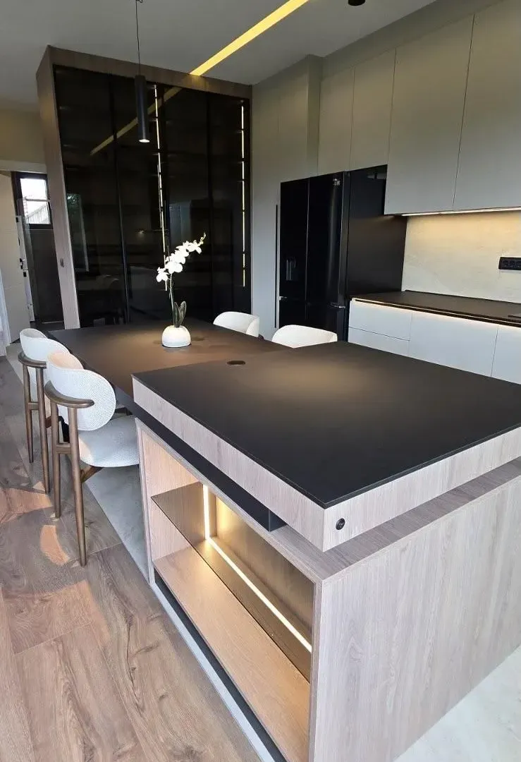 Izdavanje, trosoban stan, 82m², Olimp, Zvezdara Sve Podlokacije
