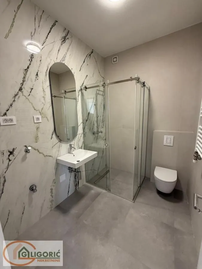 Prodaja, četvorosoban stan, 113m², Nova Detelinara, Novi Sad Sve Podlokacije
