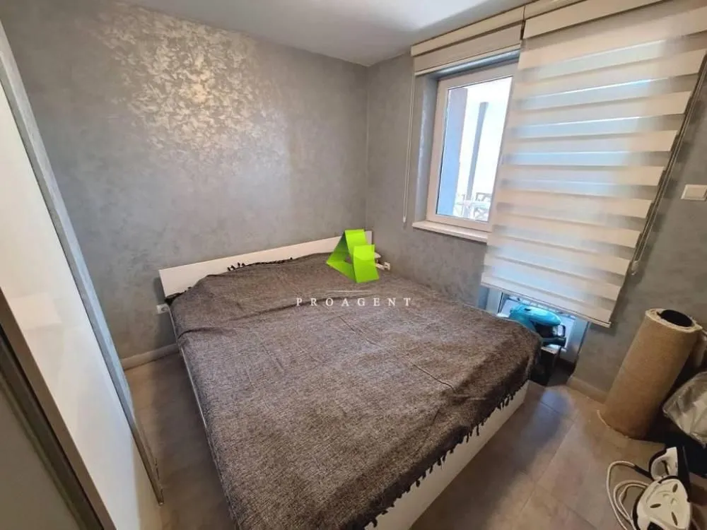Prodaja, trosoban stan, 98m², Medijana, Niš