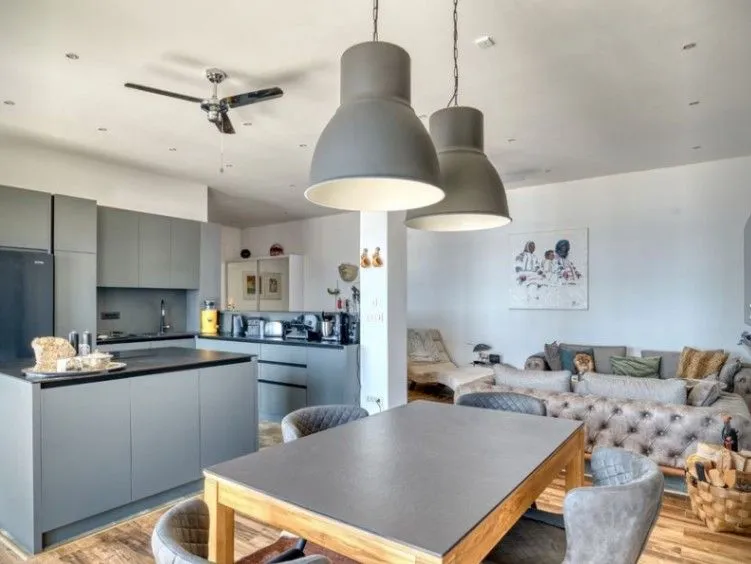 Prodaja, kuća, 330m², Podi, Herceg Novi