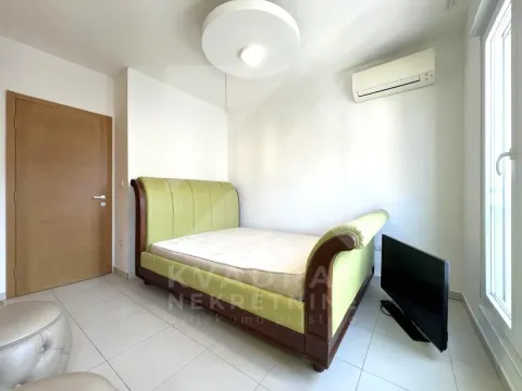 Rent, one bedroom apartment, 64m², City Kvart, Podgorica - image 6