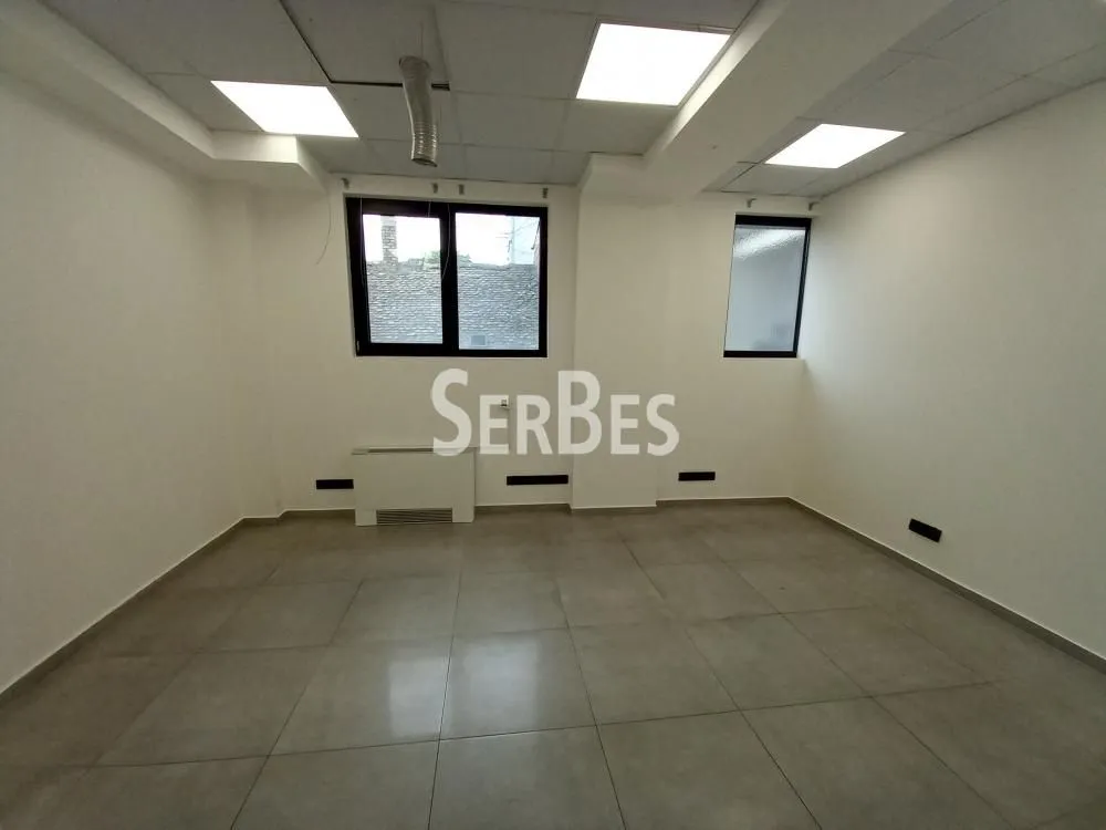 Rent, office space, 250m², Bulevar Oslobodjenja, Novi Sad Sve Podlokacije
