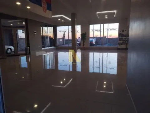 Rent, office space, 400m², Čenej, Novi Sad Sve Podlokacije - image 12