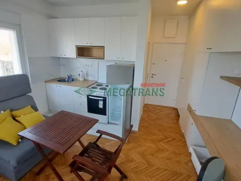 Izdavanje, stan, 26m², Centar, Novi Sad - image 2